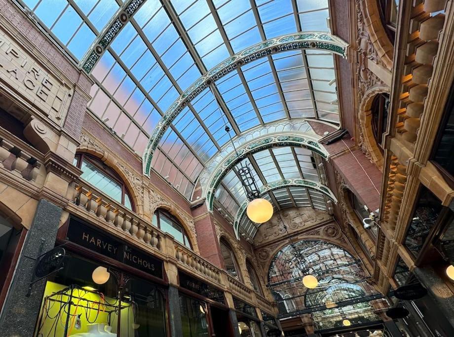 Ferienwohnung Harvey Nic'S & Designer Quarter 18 Ch Leeds  Exterior foto
